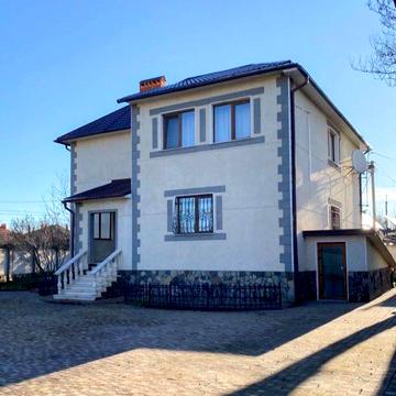 Капитальный дом 315 м² в Лесках! 18 соток, подвал с сауной, гостевой дом АМ