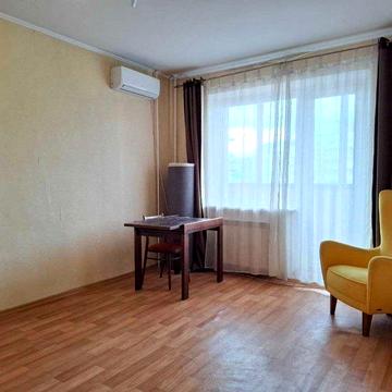 Продаж 1к квартири 38,6м2, вул.  Анни Ахматової 39Б, метро Осокорки 12 хвилин пішки, БЕЗ комісії
