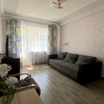 Сдам 1-2х к комн комнатную кв-ру 9000 Правый берег