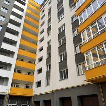 Продаж великої 1к квартири С Бандери Рауш