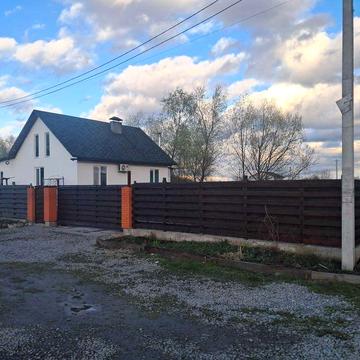 Продам будинок в Борисполі з власним озером.