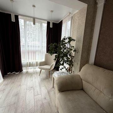 Двокімнатна квартира з ремонтом в жк на Прорізній! 2% податків! Без комісії!