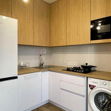 Комфортна квартира з гардеробною і кладовою Мартинова 6 Софія Резіденс