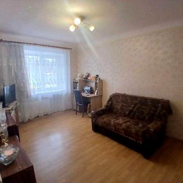 Продам 2 комн. квартира на П.Поле  1/5, 43м2  м.Ботанический Сад 10 мин.  SV