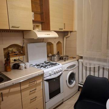 Оренда вул. Леопольда Ященка ,метро Васильківська