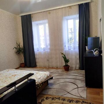 Різовська вул., 8