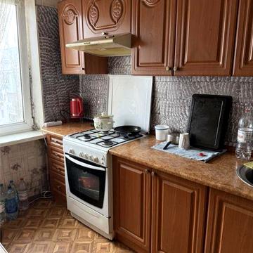 Продам 3 ком на Затонского