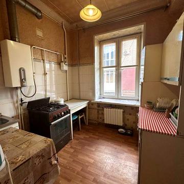 Продаж 2 кім. квартири на Прудах.