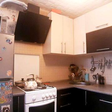 Сдам 1 комнатную с ремонтом на Космонавтов--Черёмушки.