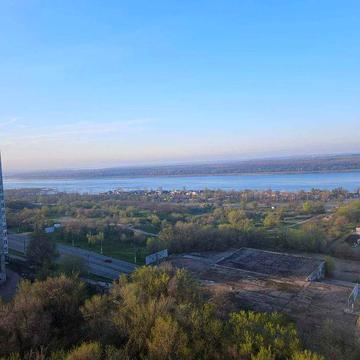 Видова  дворівнева квартира в центрі міста, під програми , єОселя