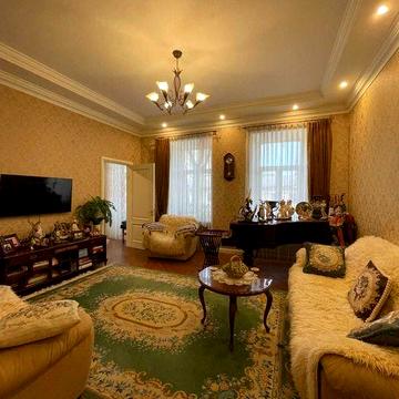Продам 3-комнатную квартиру в Центре. Ул. Базарная/Ришельевская. 1L21