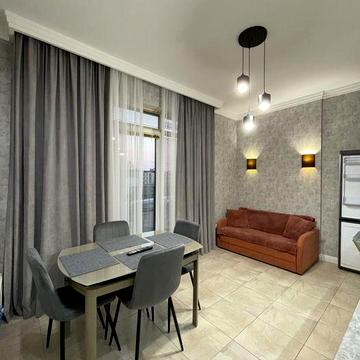 Аренда 8 жемчужина Французкий б-р балкон