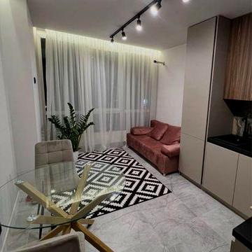 Териіновий продаж! ЖК Центральний 2. 72 500$ за куартиру з ремонтом на 3/16 поверсі Без комісії Швидкий виїзд на Київ ЖК Центральний 2