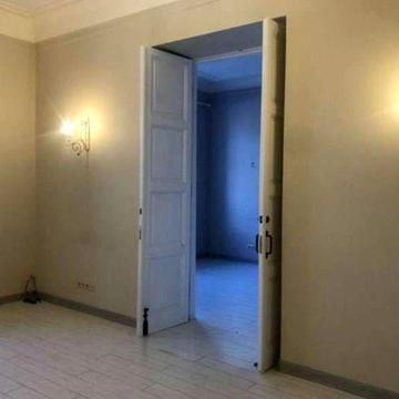 90 кв.м Маразліївська, парк Шевченка під квартиру чи офіс