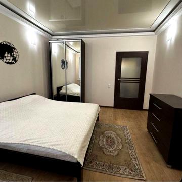 СДАМ 1 ком квартиру ЦЕНТР Музкомедия 1 этаж ГАЗ Светлая Есть все