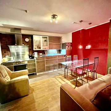 Михайла Гришка вул., 9