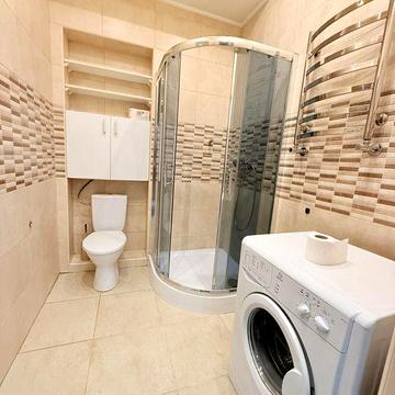 1-о кімнатна оренда Городоцька ( костел Ольги і Єлизавети )