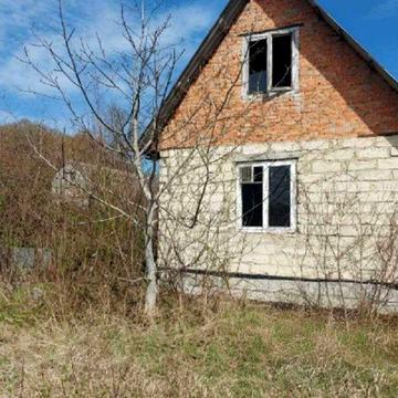 Дача в Рибачому під ремонт. Біля лісу та озера. Вигідна ціна!