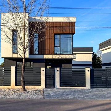 Окремий фасадний будинок 140 м², біля Ліцею №1, газ, асфальт