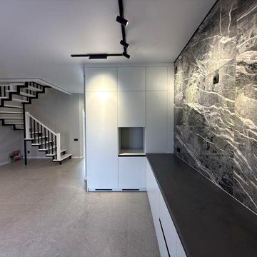 Продаж таунхауса з ремонтом Перемичка Весняний