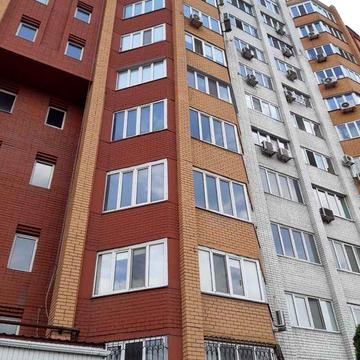Продам 4-к квартиру (178м2) в кирпичном доме на Любарского, Солнечный