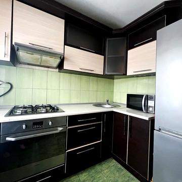 Перемоги просп., 17