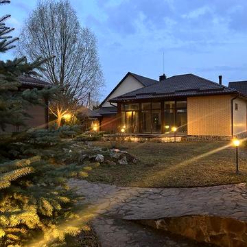 Оренда будинку з басейном та сауною на літо біля Десни.