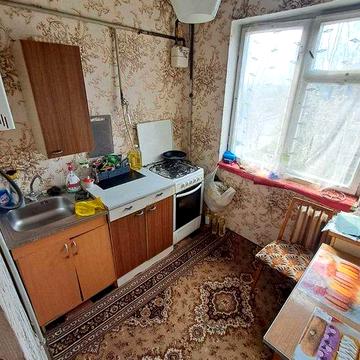 Продаж 2к квартири 45м² під ремонт, не кутова, Хмельницького безнал+