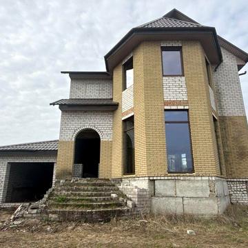 Дом 155 м² с гаражом и участком 12 соток