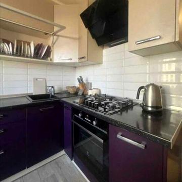 2к в гарному житловому стані.Заїжджай і живи!