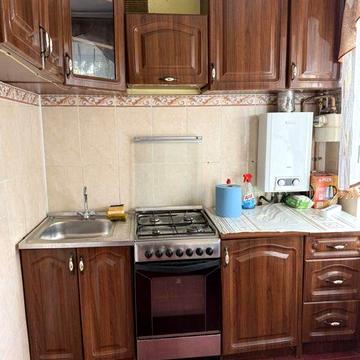 Здається 2-х кімнатна квартира по вул. Торговиця (Живова)