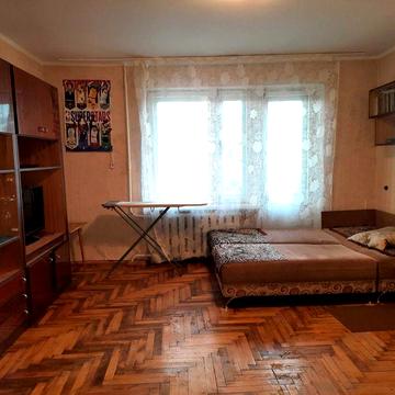 Продам 3  квартиру комнаты раздельные ул. Украинская