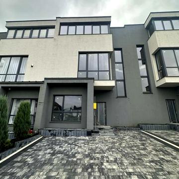 Лікарська, 22/4