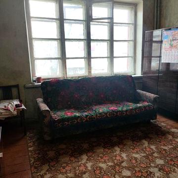 Продам 1ком кв ул. Библика д.5.   этаж 2/4 (м.Масельского) Не угловая. Под  ремонт