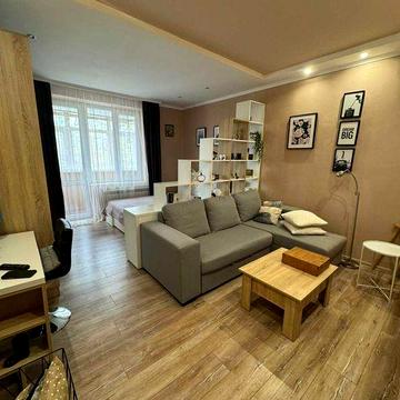 1 кімнатна квартира м. Жовква