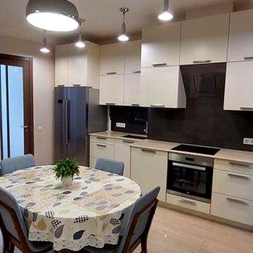 ЖК Париж! 3х-комн.квартира в отличном состоянии, заходи и живи. ЖК Париж