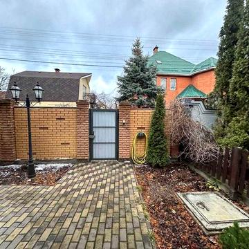 Продаж 2пов. будинку 300м2 з ремонтом, ділянка 7сот. Осокорки, Бажана.