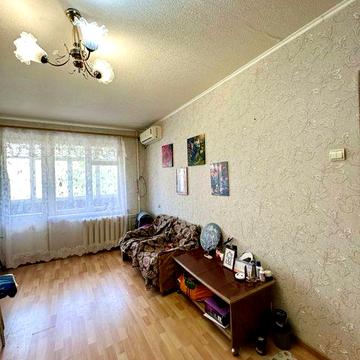 Продаж 1кім квартири на Сонячній Набережній.