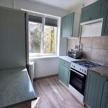 Оренда 2-х кім.кв.по вул.Наукова(Аквапарк)