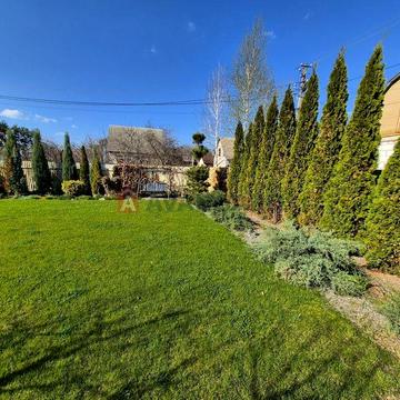 Будинок в Слободі 2-поверховий. Кооператив Дніпровський