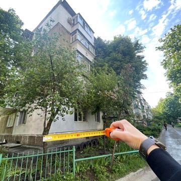 Алмазний, 3х кімнатна з незавершеним ремонтом