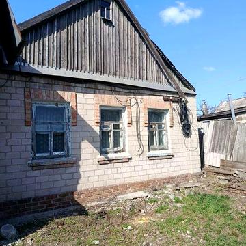 Часть дома. Гараж большой(можно под бизнес)