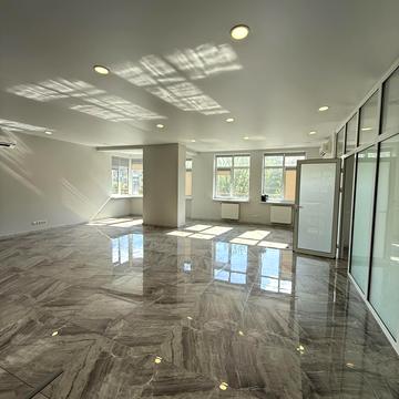 Лесі Українки бульв., 7-А