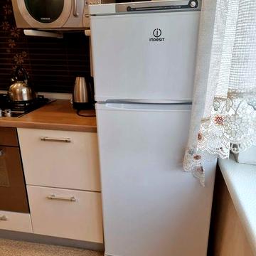 Кірова (пр Поля)  2 кімнатна