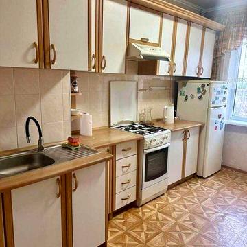 1 кімнатна, цегла