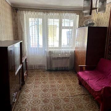 Продам 1-кімнатну квартиру Володимира Великого (Добровольского)