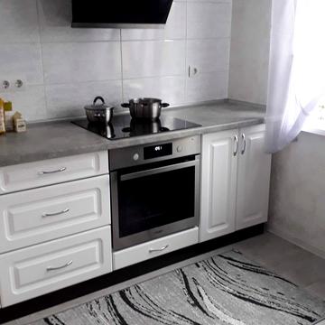 Кримська вул., 72