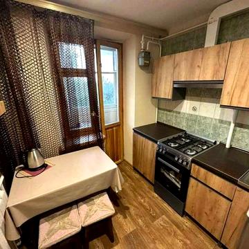 ЗДАЮ сучасна 3к квартира ЦЕНТР Грушевського ГАЗ Є відео