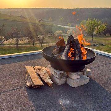 Продам дом в смт Буди . Современний ,панорамный . Участок 20 сотокTB