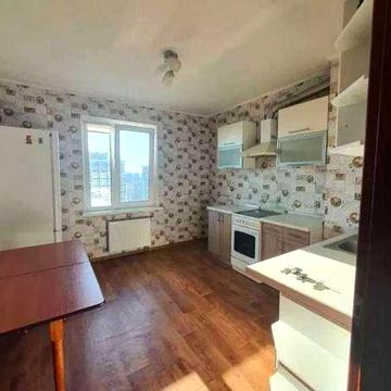 Здається простора 2-к квартира в ЖК Крістер Град, готова до заселення!